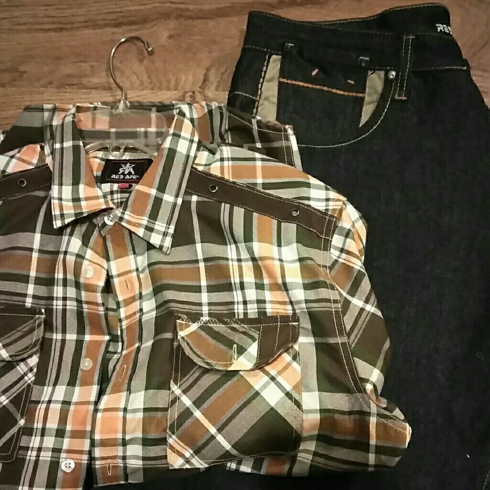 Button up shirt and jeans